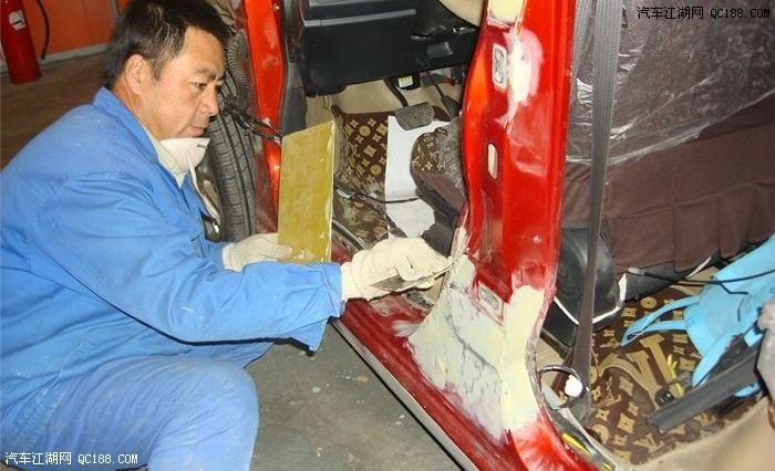 hth官网入口|
中国移动优质服务再出重磅措施 陕西移动副总司理走进直播间和上万网友互动(图3) hth官网入口