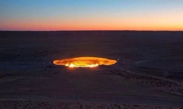 hth官网入口-
大学生做服务员是浪费人才吗？只要用心努力 服务员也会有成就