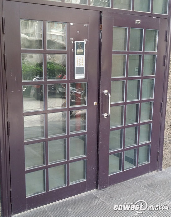 hth官网入口:刘寨街道萌娃秀才艺欢歌送祝福(图2) 华体会体育hth官方网站