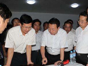 hth官网入口-暴走英雄坛暑期特权礼包上线啦 时间有限先到先得