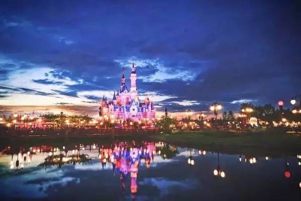 “我的国·我的家”西桥学校举行2019年秋季学期开学典礼：hth官网入口