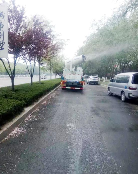 华体会体育hth官方网站|彭州实小顺利开展地震应急疏散演练活动