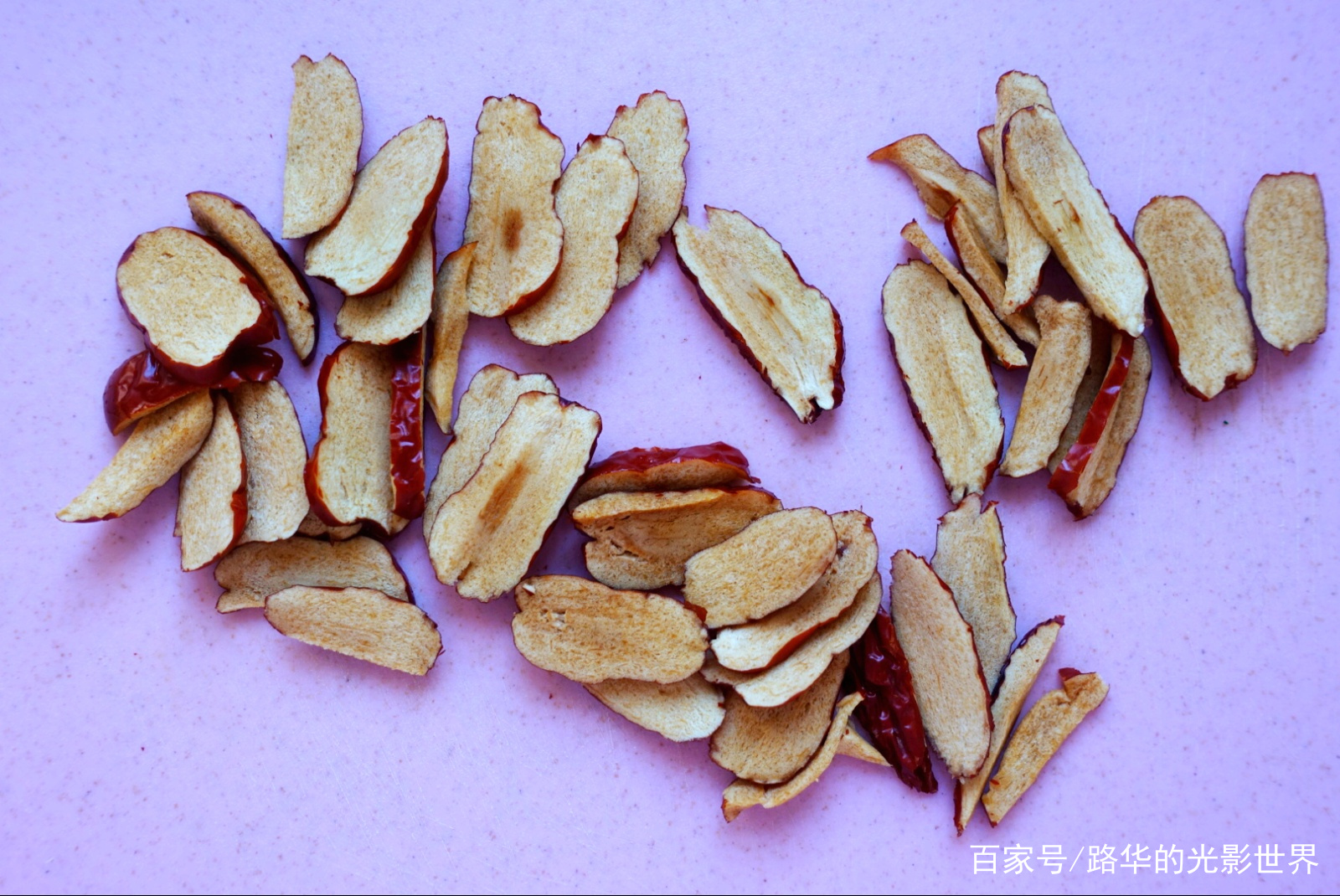 郑州市普惠路第二幼儿园举行欢乐嘉年华儿童传统民俗游园会‘hth官网入口’